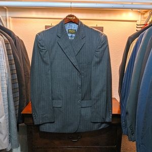 Boltini Charcoal Gray 3 Button Pinstripe 100% wool.
